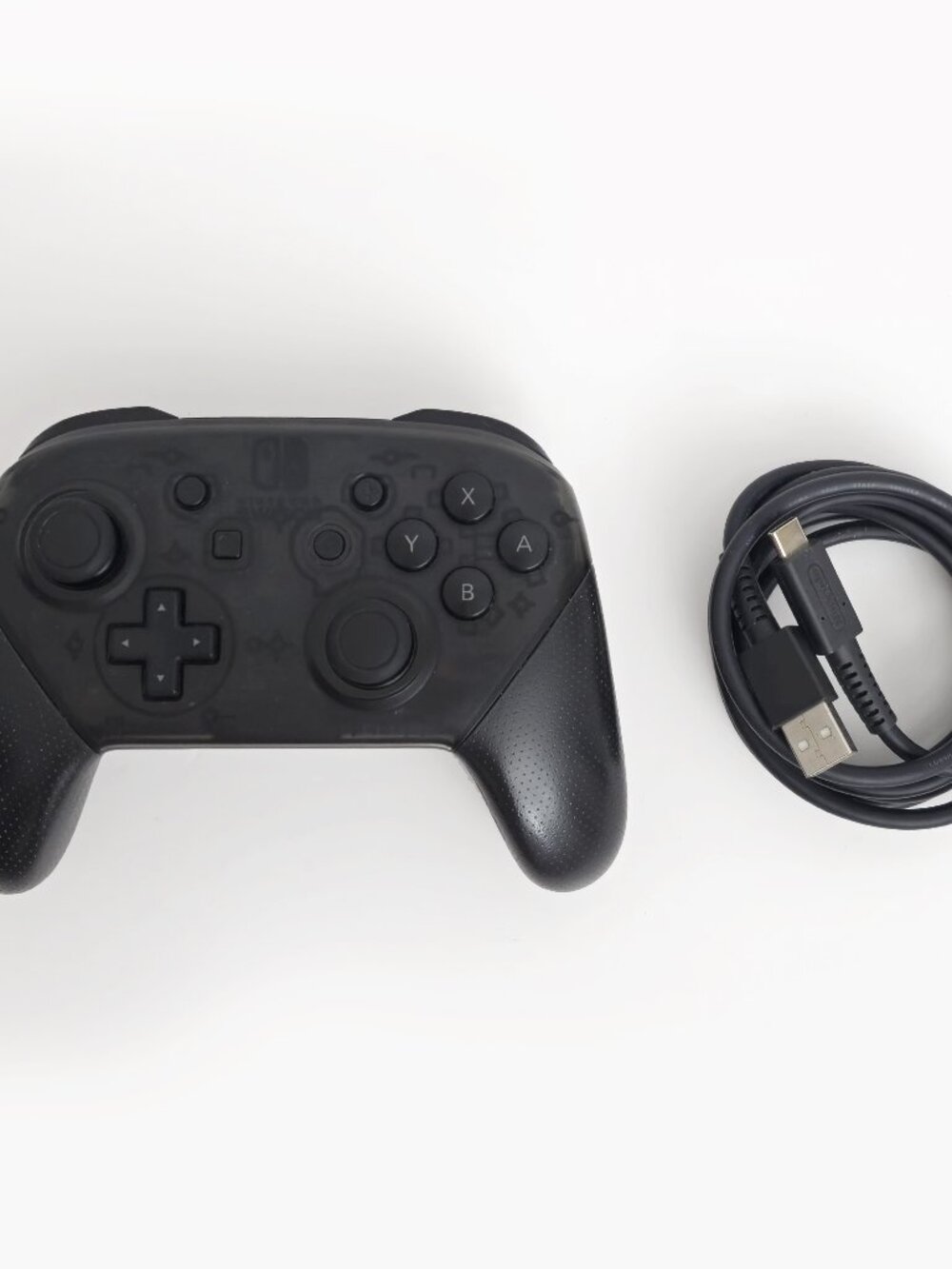 Nintendo Switch Controller Pro - Picture 2 of 5